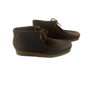 Clarks wallabee shacre boot beeswax brown lace up shoe